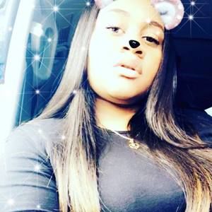 Meet your Posher, Ebony